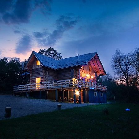 Woods Lodge Plitvice Lakes Dreznik Grad Exterior photo