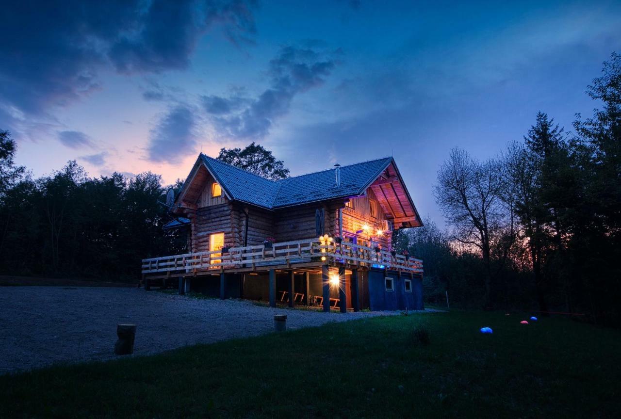 Woods Lodge Plitvice Lakes Dreznik Grad Exterior photo